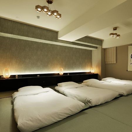 Kun Tour Hotel Тайджун Стая снимка