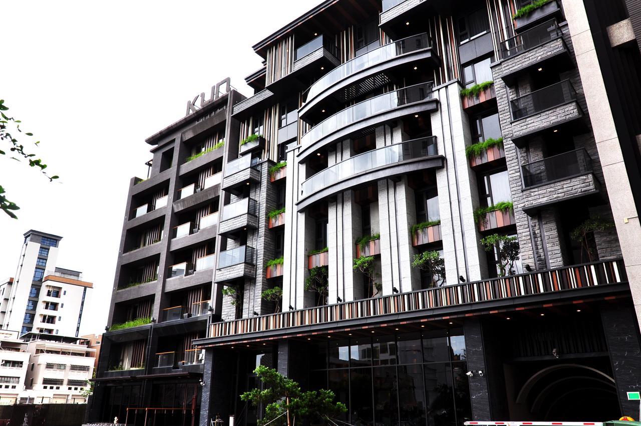 Kun Tour Hotel Тайджун Екстериор снимка